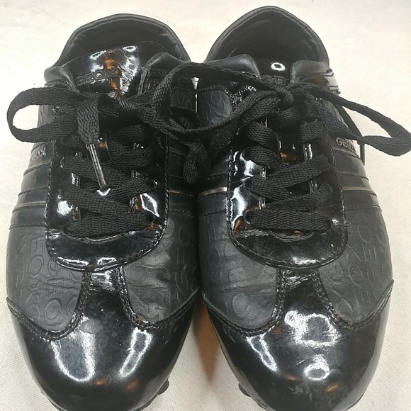 GEOX Respira Womens Black Patent Leather Sneakers - Picture 1 of 7